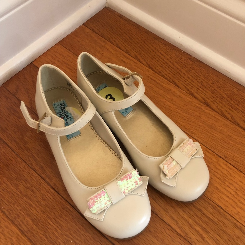 Girls flats